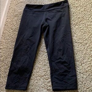 W/ tags Luxtreme sz 14 lululemon Ivivva black crop